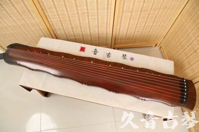 菏泽市●久音古琴  ●典藏系列 20240524 [红洒金竹节]